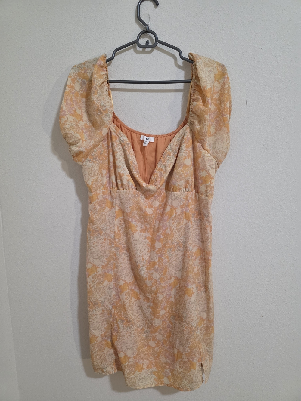 bp Peach and Cream Puff-Sleeve Mini Dress